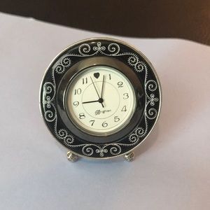 Brighton stand up clock